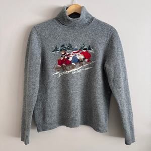 Ralph Lauren Vintage Lambswool Turtleneck Sweater Gray Medium Sledding Graphic